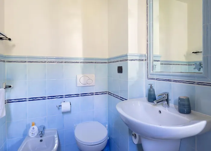 A Due Passi Dal Mare / Parcheggio Privato, Ampio Fino A 8 Persone Porto Venere