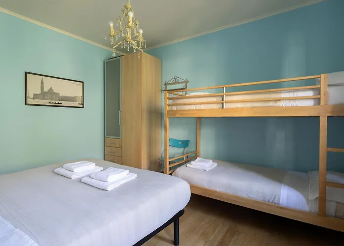 A Due Passi Dal Mare / Parcheggio Privato, Ampio Fino A 8 Persone * Porto Venere