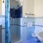A Due Passi Dal Mare / Parcheggio Privato, Ampio Fino A 8 Persone Appartement