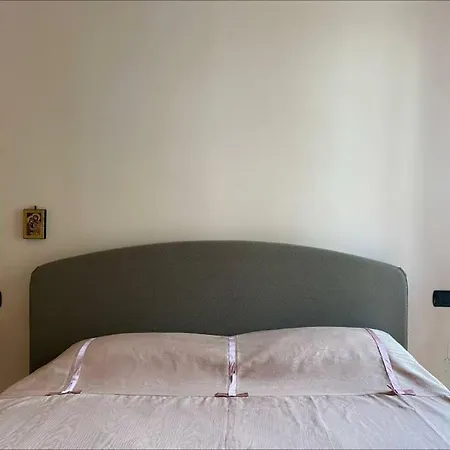 A Due Passi Dal Mare / Parcheggio Privato, Ampio Fino A 8 Persone 韦内雷港