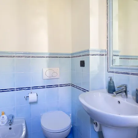 A Due Passi Dal Mare / Parcheggio Privato, Ampio Fino A 8 Persone Porto Venere