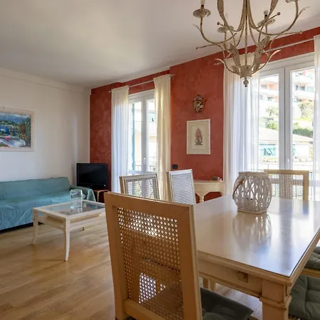 A Due Passi Dal Mare / Parcheggio Privato, Ampio Fino A 8 Persone Apartment